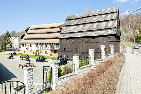 波兰旅行建筑学历史性建筑造纸厂外观世界历史位置景点图片