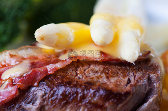 烤牛排加羊肉蔬菜杏仁牛肉美食肉汁烧烤熏肉食物蛋黄宏观图片