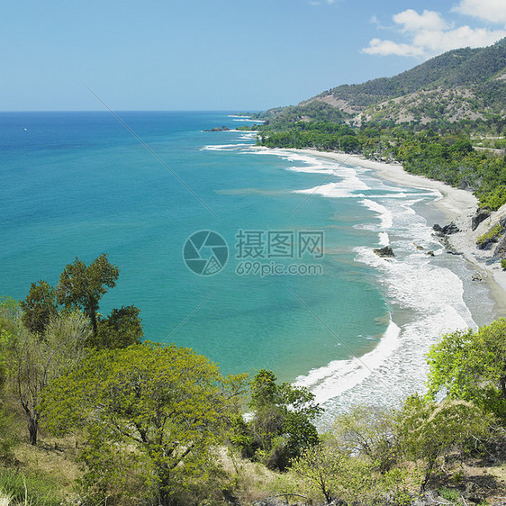 古巴格拉纳马省海岸线旅行植物群支撑植物植物学世界风景植被热带海岸图片