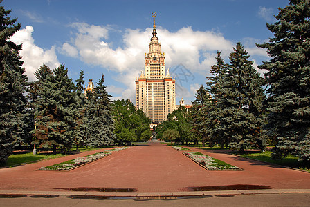 莫斯科国立大学建筑学天空街道纪念碑尖塔高原地标蓝色针叶树建筑图片