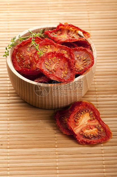 意大利日晒干西红番茄红色种子框架脱水美食蔬菜水平图片