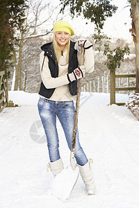 少女从开车开始清理雪雪图片