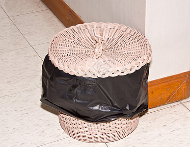 垃圾处理教育黑色回收生态环境网格折痕垃圾箱垃圾桶盒子图片