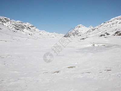 伯尔尼纳场景山脉发动机全景滑雪运动冰川图片