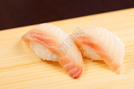 乳干寿司餐厅美食传统盘子营养熟食海鲜木板文化饮食图片
