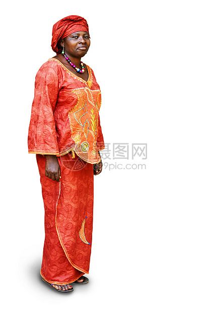 穿着白色传统服装的非洲妇女;图片