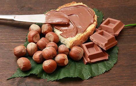 巧克力奶油棒子玉米棕色可可坚果榛子黄油桌子花生图片