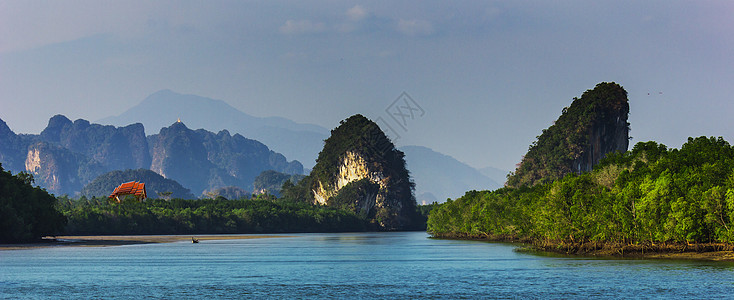 克拉比湾岸边的山丘海浪海景场景支撑太阳风景旅行海岸蓝色悬崖图片