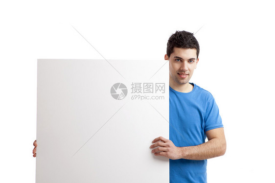 持有空白广告牌的男人白色横幅展示快乐木板微笑水平男性广告推介会图片