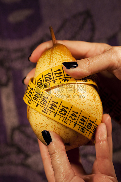 带有测量胶带的梨子女士女孩重量厌食症身体指甲饮食食欲女性磁带图片