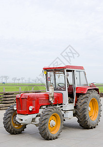 荷兰荷兰拖拉机车辆农业外观农业机械农具机械机器红色国家汽车图片