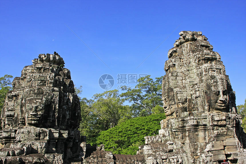 柬埔寨暹粒省吴哥地区Bayon寺庙的石面高棉语微笑废墟文明石头地标收获丛林酒吧浮雕图片