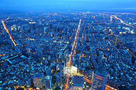 晚上的泰北市天际市中心天空景观旅行建筑天线地标天堂蓝色图片