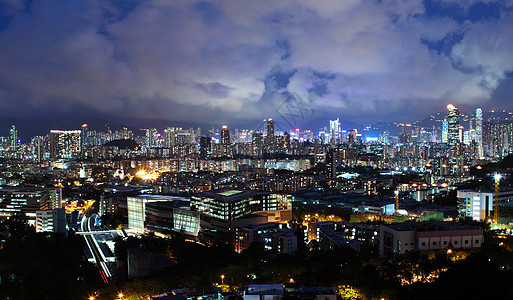 晚上在市中心的香港码头旅游场景城市金融玻璃顶峰景观港口假期图片