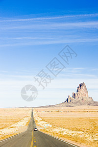 美国亚利桑那州亚利桑那岩层交通岩石世界风景道路汽车旅行车辆位置图片