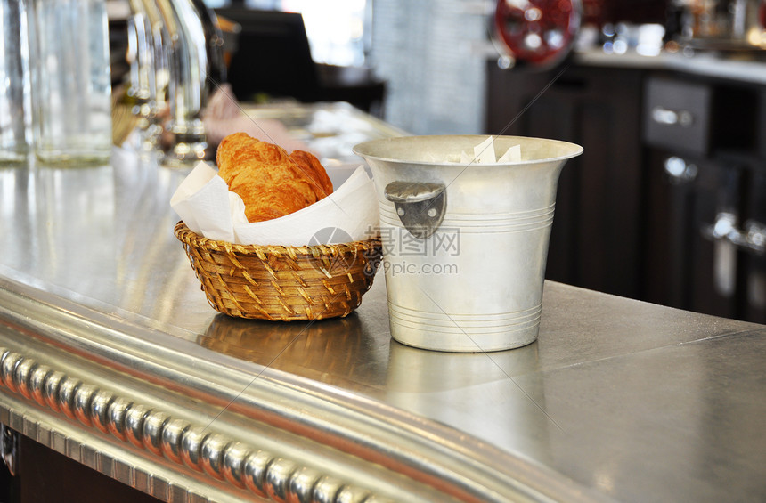 典型巴黎双夜早餐糕点食物咖啡餐厅咖啡店酒吧小吃图片