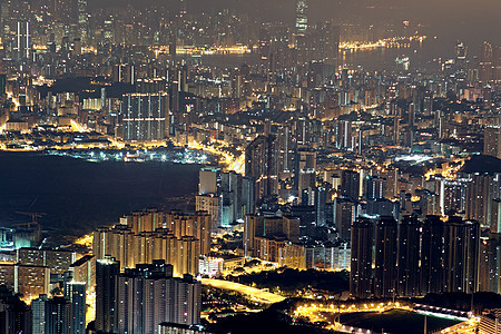香港市之夜住房不动产抵押生活多层天空地板窗户财产建筑图片