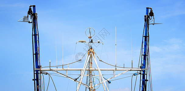 渔船港口码头血管桅杆索具运输刀具天空船运海洋图片