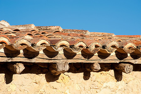 中世纪屋顶石头瓷砖房子历史性建筑学屋檐建筑水平木头光束图片