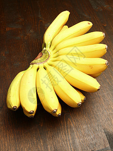 香蕉白色食物水果团体皮肤早餐黄色热带蔬菜丛林图片