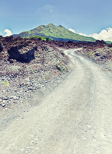 巴图尔火山旅游蓝色地标森林叶子爬坡摄影文化天空风景图片