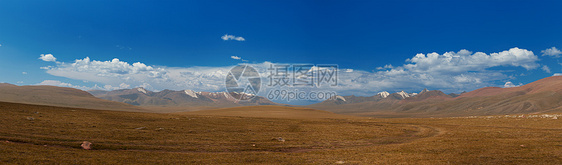 Altai山脉 美丽的高地景观 蒙古岩石天空高山荒野地形场景环境山脉爬坡大雪图片