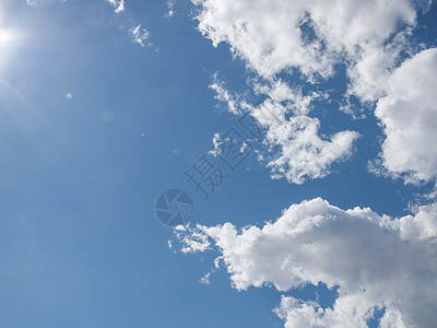 蓝蓝天空太阳天气材料晴天多云白色图片