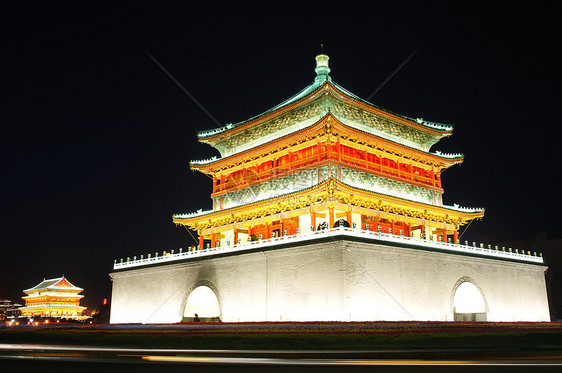 中国西安贝尔塔中心历史性天空地标城市夜景黑色建筑旅行风景图片