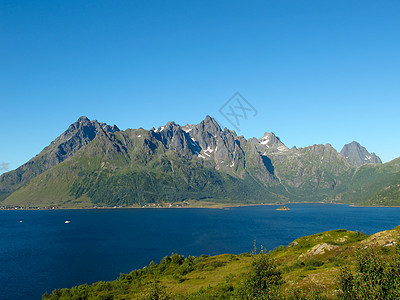 挪威景观挪威海滩乡村爬坡远足旅行摄影峡湾岩石农村游客图片