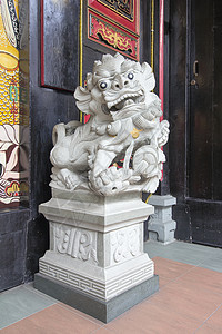 中国foo Dog 男性雕塑图片