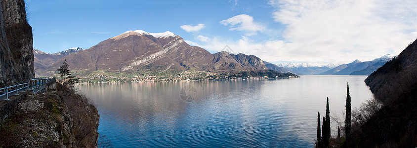 意大利拉戈科莫港口吸引力运输风景游客旅行天堂山脉全景支撑图片
