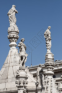 意大利圣马克巴西利卡威尼斯游客旅游宗教蓝色天空假期教会地标建筑城市图片