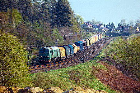 货运火车乡村力量货物水平环境工业鸟瞰图风景树木后勤图片
