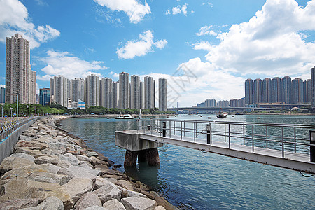 城市的海岸海洋办公室建筑学天空栅栏场景建筑海滩旅行水景图片