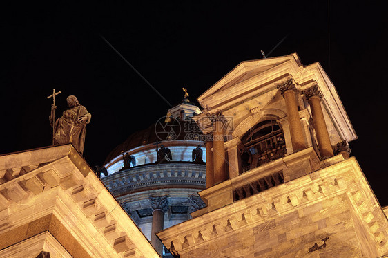 俄罗斯圣彼得堡 夜景建筑城市教会文化照明历史性建筑学大教堂花岗岩地标图片