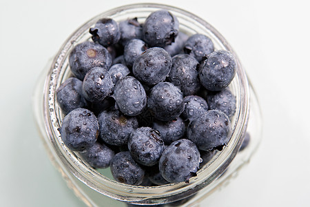 新鲜的蓝莓浆果小吃早餐水果美味食物维生素甜点图片