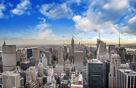 曼哈顿天窗的完美空中景象图片