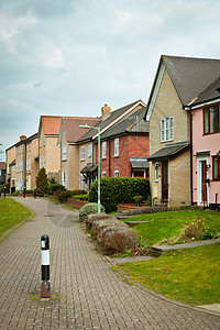 现代议会草地院子住宅住房房子街道家园邻里小路马厩图片