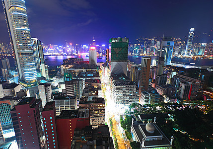 晚上在市中心的香港办公室玻璃蓝色商业工作天际摩天大楼建筑城市建造图片