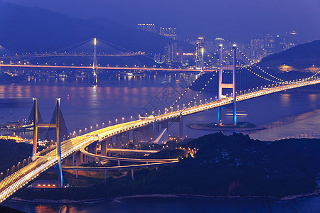 香港清马桥辉光速度运输运动交通车辆场景地标市中心城市图片