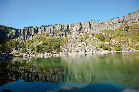 山区环礁湖森林山脉高地水平高山反射顶峰风景图片