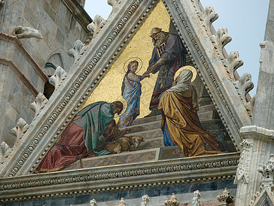 锡耶纳Duomo外墙窗户门户网站彩色教会半月形大理石大教堂耳堂窗饰宽慰图片
