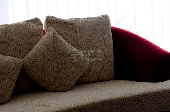 沙发枕头休息室地面房间白色软垫座位家具装饰风格图片