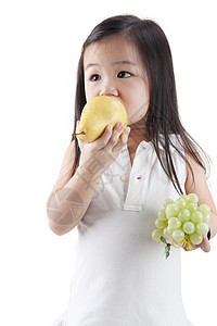 吃果实享受女性食物女孩头发女儿营养青年维生素孩子图片