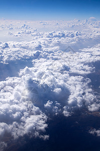 云幕背景游客精神运输自由天堂天气航班蓝色乐趣明信片图片