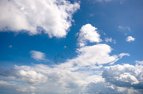 蓝蓝天空天际环境柔软度天气活力场景臭氧蓝色自由阳光图片