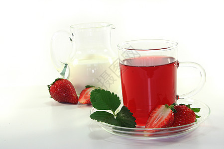 草莓奶油茶玻璃植物树叶奶油热饮饮料杯子草本植物水果浆果背景图片