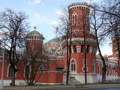 Petrovski在俄罗斯莫斯科的宫殿旅行窗户合奏公园财产房子建筑柱子地标风格城市图片
