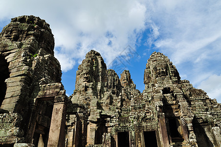 柬埔寨的Bayon寺庙收获蓝色岩石旅游雕塑艺术纪念碑世界考古学石头图片