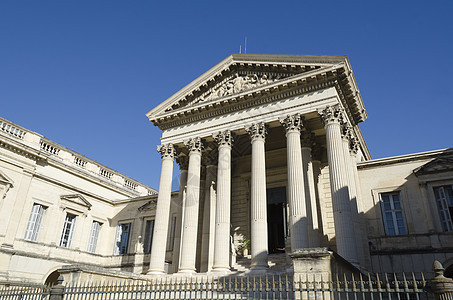 法国蒙彼利埃旧法院图片